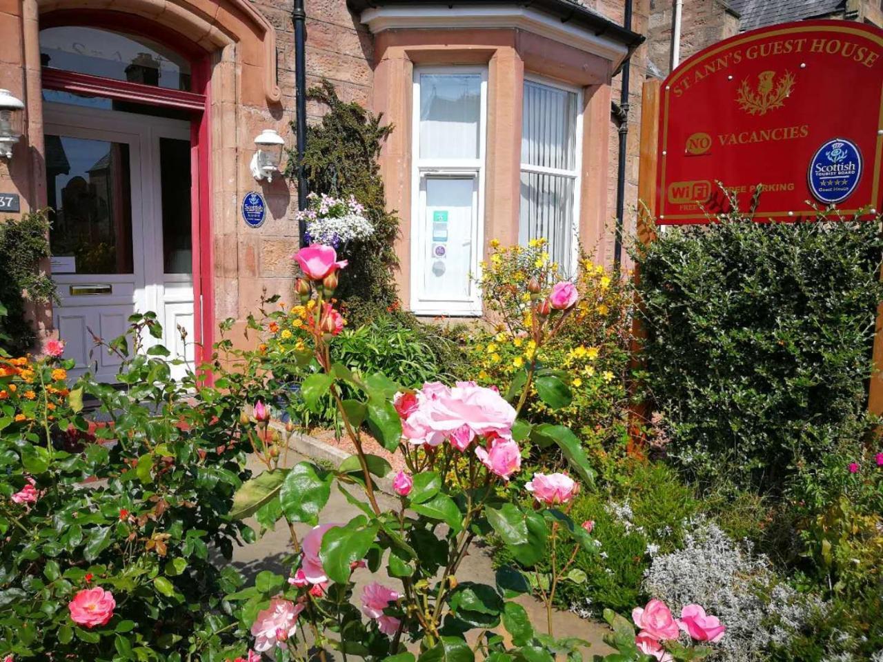 St Ann's 4*